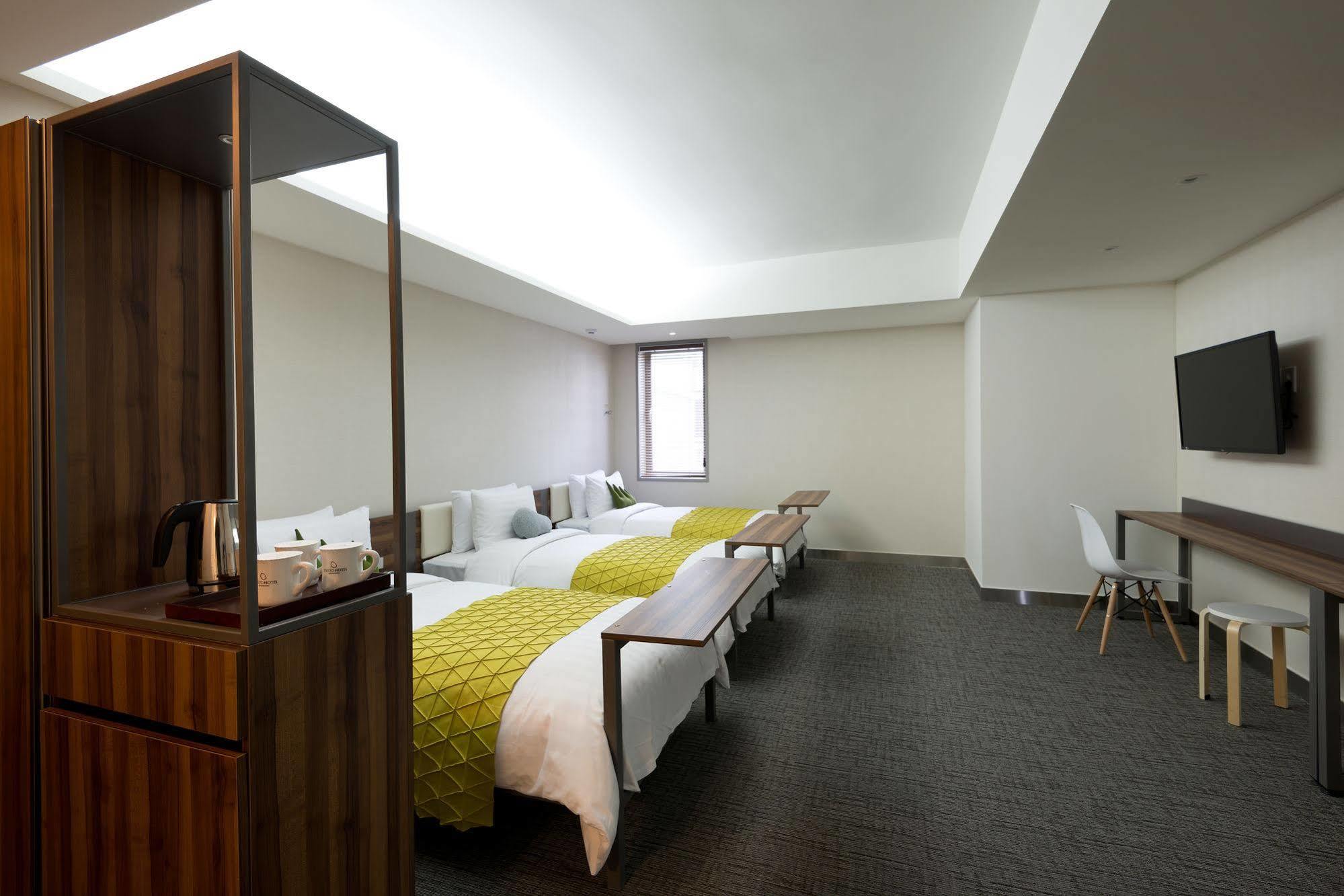 Metro Myeongdong Hotel